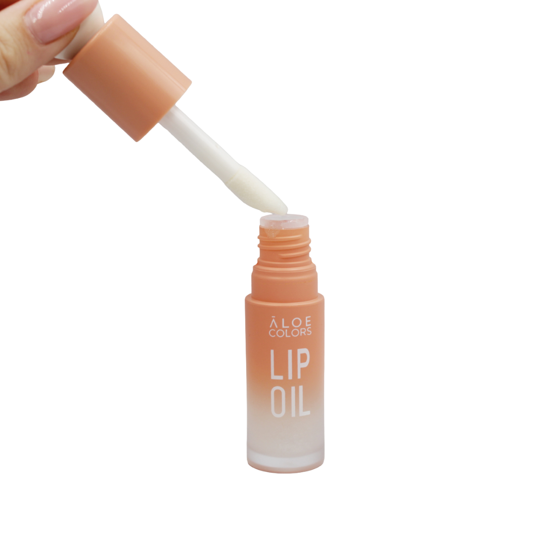 Aloe Colors Lip Oil Natural Kiss 10ml – Beige 2 Aloe Colors Lip Oil Natural Kiss 10ml – Beige - Image 2